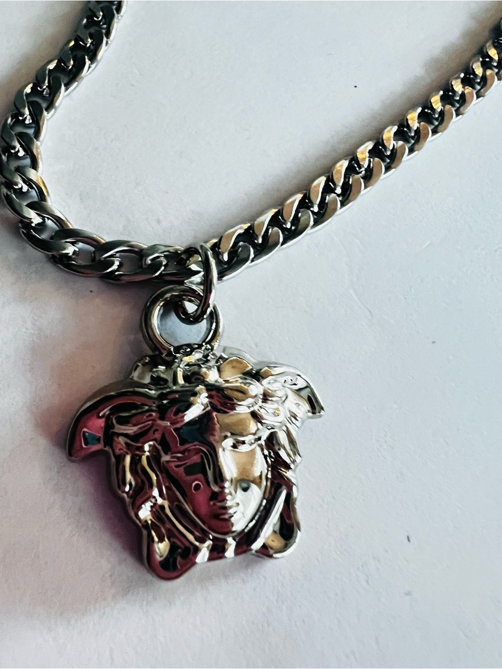 Fashion Unbranded Silver-Tone Medusa Head Pendant Chain necklace